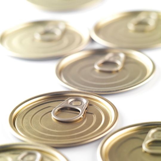 Stabilität und Belastbarkeit sind die eigentlichen Stärken von Verpackungsstahl. Stabilität und Belastbarkeit sind die eigentlichen Stärken von Verpackungsstahl.