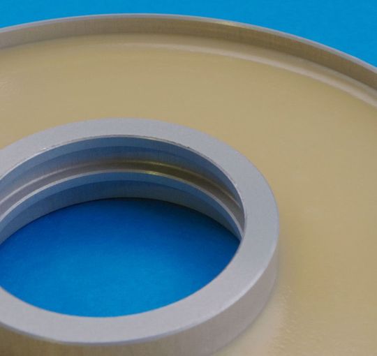 Structalit 8801 T ist laut Panacol ein universell einsetzbarer, beigefarbener sowie einkomponentiger Klebstoff auf Epoxidbasis. Aufgrund seiner Viskosität sei der Klebstoff als Potting- und Füllmaterial von Elektronikkomponenten prädestiniert. Structalit 8801 T ist laut Panacol ein universell einsetzbarer, beigefarbener sowie einkomponentiger Klebstoff auf Epoxidbasis. Aufgrund seiner Viskosität sei der Klebstoff als Potting- und Füllmaterial von Elektronikkomponenten prädestiniert.