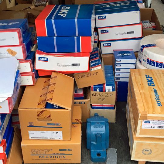 Bislang größter „Einzelfang“ in Deutschland: Bei einem nicht autorisierten Händler stießen die Fahnder auf insgesamt drei Tonnen gefälschter SKF Produkte. Bislang größter „Einzelfang“ in Deutschland: Bei einem nicht autorisierten Händler stießen die Fahnder auf insgesamt drei Tonnen gefälschter SKF Produkte.