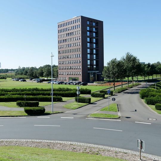 Aus Westfalen unterstützt Fiege Start-ups in der ganzen Welt. Innovative Ideen sind in der Systemzentrale in Greven immer willkommen. Aus Westfalen unterstützt Fiege Start-ups in der ganzen Welt. Innovative Ideen sind in der Systemzentrale in Greven immer willkommen.