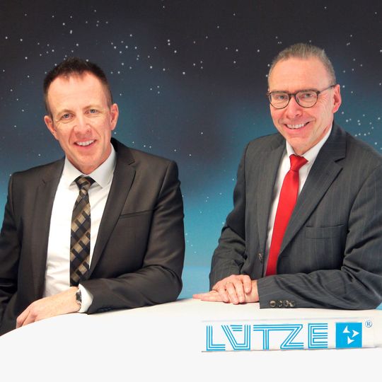Das Bild zeigt (v.l.n.r.): Richard Schmidhofer (CFO) und Martin Teufel (CEO). Das Bild zeigt (v.l.n.r.): Richard Schmidhofer (CFO) und Martin Teufel (CEO).