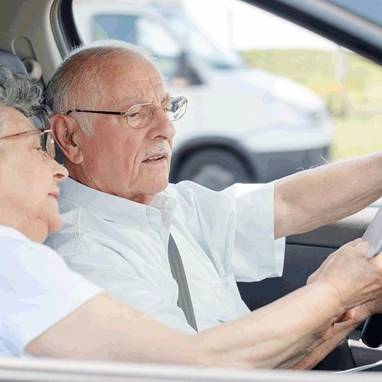 Ältere Fahrer sind ein steigendes Risiko im Straßenverkehr.