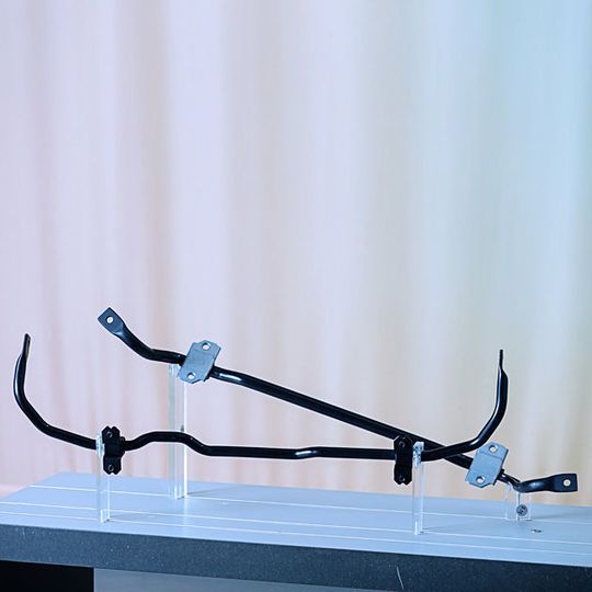 Thyssenkrupp errichtet ein weiteres Werk in Ungarn. Ab dem Jahr 2018 sollen dort Schraubenfedern und Stabilisatoren entstehen. Thyssenkrupp errichtet ein weiteres Werk in Ungarn. Ab dem Jahr 2018 sollen dort Schraubenfedern und Stabilisatoren entstehen.