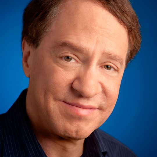 Am 22. März wird Ray Kurzweil auf der Cebit einen Vortrag über die Innovationsgeschwindigkeit und deren Auswirkungen auf die Wirtschaft und Gesellschaft halten. Am 22. März wird Ray Kurzweil auf der Cebit einen Vortrag über die Innovationsgeschwindigkeit und deren Auswirkungen auf die Wirtschaft und Gesellschaft halten.