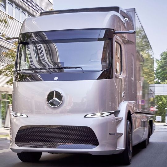 Der Urban E-Truck ist ein schwerer Elektro-Lkw für den Verteilerverkehr. Der Urban E-Truck ist ein schwerer Elektro-Lkw für den Verteilerverkehr.