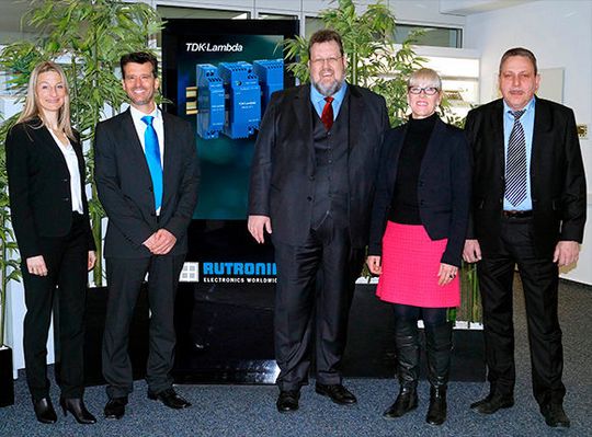TDK-Lambda und Rutronik schließen Distributionsvertrag (v. l.): Sylvia Kiefer, Marketing- TDK-Lambda, Andreas Glaser, Produktbereichsleiter Rutronik, Thorsten Osteroth Distribution Manager TDK-Lambda, Andrea Bissinger, Vertriebsleitung Rutronik24, Tilo Rollwa, Bereichsleiter E-commerce Rutronik24. TDK-Lambda und Rutronik schließen Distributionsvertrag (v. l.): Sylvia Kiefer, Marketing- TDK-Lambda, Andreas Glaser, Produktbereichsleiter Rutronik, Thorsten Osteroth Distribution Manager TDK-Lambda, Andrea Bissinger, Vertriebsleitung Rutronik24, Tilo Rollwa, Bereichsleiter E-commerce Rutronik24.