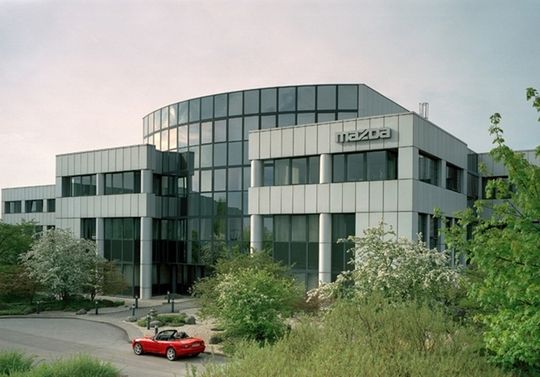 Die Zentrale von Mazda Deutschland in Leverkusen Die Zentrale von Mazda Deutschland in Leverkusen