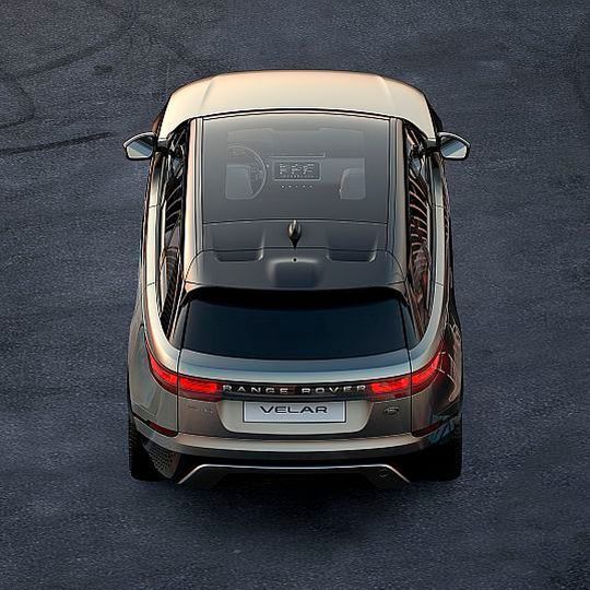 Land Rover stellt in Genf den Range Rover Velar vor. Land Rover stellt in Genf den Range Rover Velar vor.