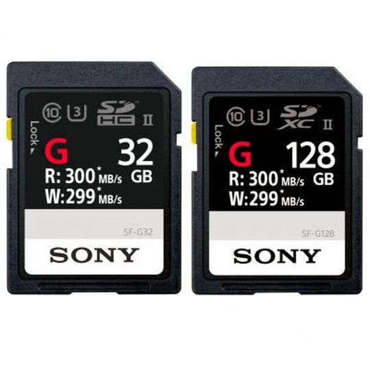 Sony's vorgestellte SDHC- und SDXC-Karten der Serie SF-G erreichen laut Unternehmen Lese- und Schreibgeschwindigkeiten von 300 MByte/sec. Damit ist fast das Limit nach der SD-Karten-Spezifikation UHS-II erreicht. Sony's vorgestellte SDHC- und SDXC-Karten der Serie SF-G erreichen laut Unternehmen Lese- und Schreibgeschwindigkeiten von 300 MByte/sec. Damit ist fast das Limit nach der SD-Karten-Spezifikation UHS-II erreicht.