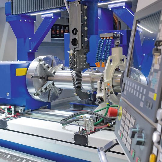 An IT-gesteuerten Maschinen wird eine Vielzahl von Daten bereits automatisch im jeweiligen System gesichert. An IT-gesteuerten Maschinen wird eine Vielzahl von Daten bereits automatisch im jeweiligen System gesichert.