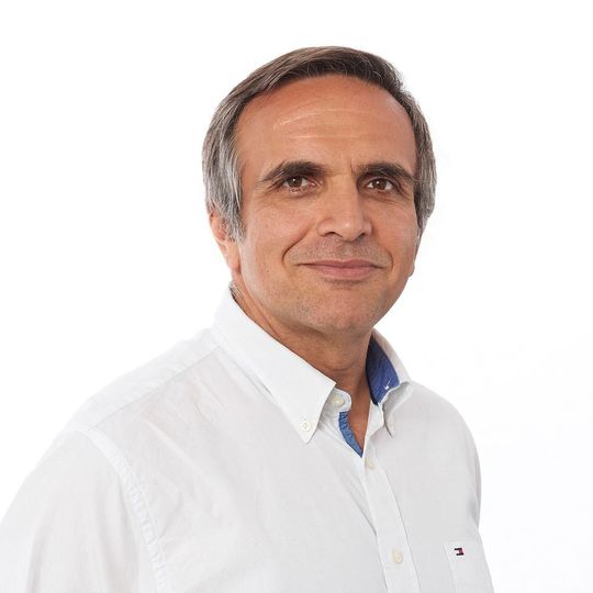 Dr. Darius Blasband: Der CEO von Raincode ist überzeugt, dass Programmieren eine urmenschliche kreative Tätigkeit ist, die zwar durch Prozesse unterstützt, aber niemals ersetzt werden kann. Dr. Darius Blasband: Der CEO von Raincode ist überzeugt, dass Programmieren eine urmenschliche kreative Tätigkeit ist, die zwar durch Prozesse unterstützt, aber niemals ersetzt werden kann.