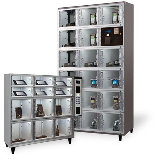 Die automatisierten Schließfachanlagen Axcess 6000 und 6100 sind speziell für die Verwaltung von tragbaren elektronischen Geräten konzipiert.