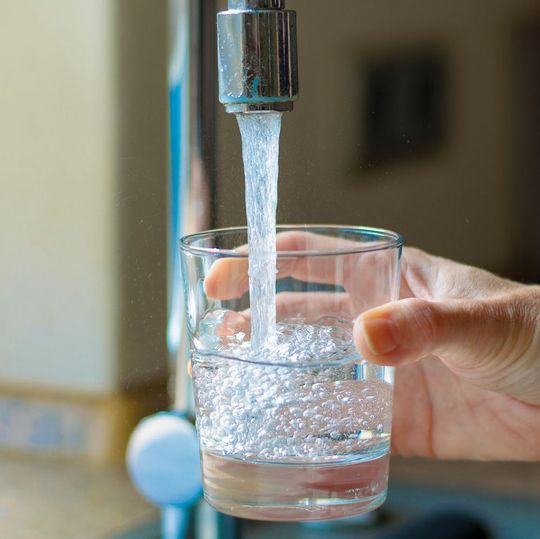 Abb. 1: Wasser gehört zu den am strengsten kontrollierten Ressourcen überhaupt. Abb. 1: Wasser gehört zu den am strengsten kontrollierten Ressourcen überhaupt.