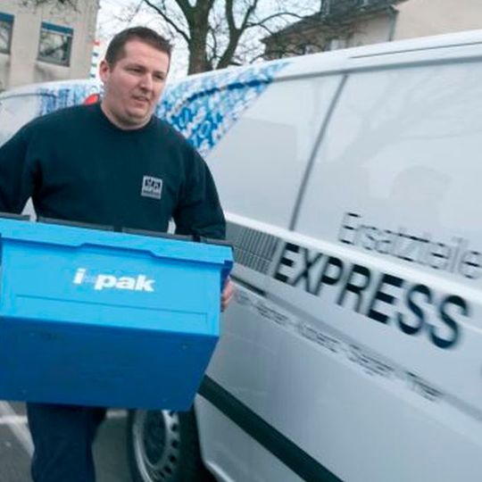 Serviceleistungen wie die Teileverfügbarkeit und Lieferschnelligkeit sind für die Werkstätten wichtiger als günstige Preise.