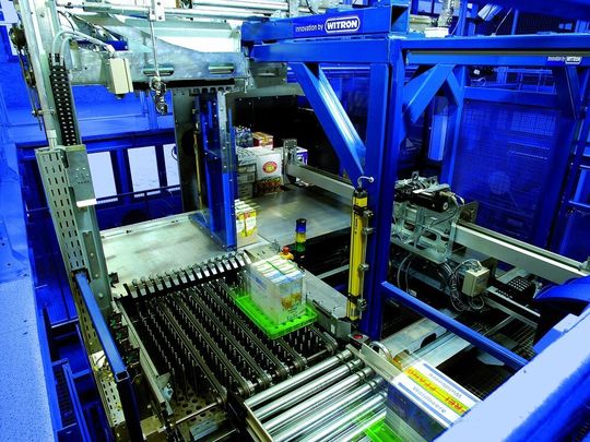 Das vollautomatische Beladen der Ladungsträger ermöglicht eine fehlerfreie Kommissionierung sowie das „store friendly picking“. Bild: Witron Das vollautomatische Beladen der Ladungsträger ermöglicht eine fehlerfreie Kommissionierung sowie das „store friendly picking“. Bild: Witron