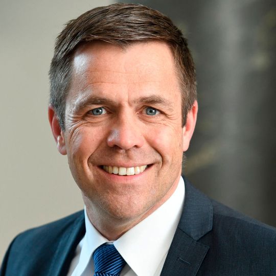 Lars Friedrich folgt als Chempark-Leiter auf Ernst Grigat. Lars Friedrich folgt als Chempark-Leiter auf Ernst Grigat.