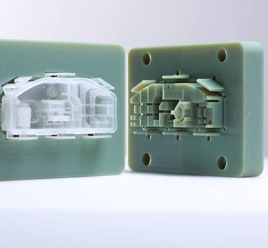 Rund 700 Aussteller aus 30 Ländern stehen auf der kommenden Moulding Expo vom 30. Mai bis 02. Juni 2017 parat, informiert jetzt die Messe Stuttgart. Die Künste der additiven Fertigung würden dabei in jedem Ausstellungsbereich eine Rolle spielen. Rund 700 Aussteller aus 30 Ländern stehen auf der kommenden Moulding Expo vom 30. Mai bis 02. Juni 2017 parat, informiert jetzt die Messe Stuttgart. Die Künste der additiven Fertigung würden dabei in jedem Ausstellungsbereich eine Rolle spielen.