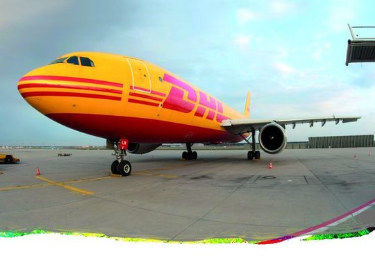 Das DHL-Netzwerk verbindet mehr als 220 Länder und Territorien weltweit. 20% der Expressmengen von DHL fließen in die USA oder haben dort ihren Ursprung. Bild: DHL Express Das DHL-Netzwerk verbindet mehr als 220 Länder und Territorien weltweit. 20% der Expressmengen von DHL fließen in die USA oder haben dort ihren Ursprung. Bild: DHL Express