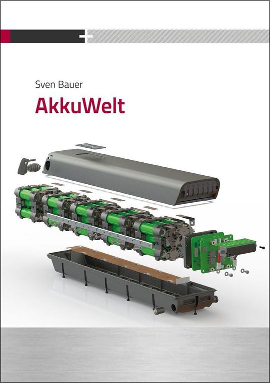 Das Fachbuch „Akkuwelt“ beschreibt die hohe Innovationsdynamik von Akkumulatoren. Das Fachbuch „Akkuwelt“ beschreibt die hohe Innovationsdynamik von Akkumulatoren.
