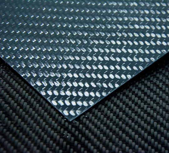 Die trockene Zerspanung von Faserverbundwerkstoffen mit Glas- oder Carbonfaserverstärkung hat so ihre Tücken für Mensch und Maschine. Rhenus Lub hat nun zwei Spezialkühlschmiermittel entwickelt, die den lauernden Gefahren Paroli bieten, wie es heißt. Die trockene Zerspanung von Faserverbundwerkstoffen mit Glas- oder Carbonfaserverstärkung hat so ihre Tücken für Mensch und Maschine. Rhenus Lub hat nun zwei Spezialkühlschmiermittel entwickelt, die den lauernden Gefahren Paroli bieten, wie es heißt.