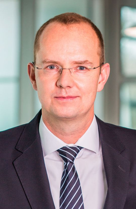 Seit Jahresbeginn erweitert André Krauß die Geschäftsführung der TÜV Süd Management Service GmbH. Seit Jahresbeginn erweitert André Krauß die Geschäftsführung der TÜV Süd Management Service GmbH.