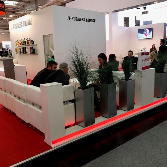 Auf der IT-BUSINESS LOUNGE war immer was los. Auf der IT-BUSINESS LOUNGE war immer was los.