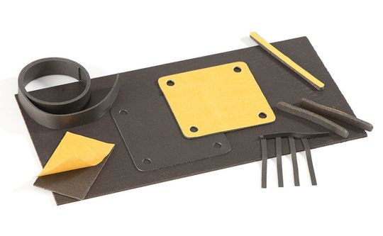 Die GraviFlex Magnetfolie 190 von Schallenkammer zeichnet sich durch hohe Haftkraft aus und ist gut geeignet zur Herstellung von Stanzteilen, Streifen oder Platten, die als Maschinenelemente oder Zulieferteile verbaut werden. Die GraviFlex Magnetfolie 190 von Schallenkammer zeichnet sich durch hohe Haftkraft aus und ist gut geeignet zur Herstellung von Stanzteilen, Streifen oder Platten, die als Maschinenelemente oder Zulieferteile verbaut werden.
