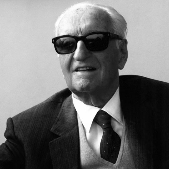 Enzo Ferrari verstarb im Jahr 1988. Enzo Ferrari verstarb im Jahr 1988.