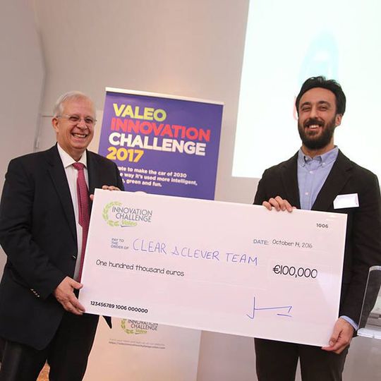 In der Kategorie „Technologische Neuheiten“, ging der erste Preis an das Team Clear & Clever von der Marmara University, Türkei. In der Kategorie „Technologische Neuheiten“, ging der erste Preis an das Team Clear & Clever von der Marmara University, Türkei.