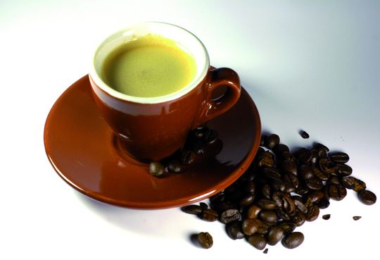 1 Die Crema auf Espresso ist abhängig von der Stabilität der amphiphilen Grenzschicht. 1 Die Crema auf Espresso ist abhängig von der Stabilität der amphiphilen Grenzschicht.