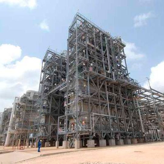 Fluor provided engineering, procurement and construction services on the 1.5-million-ton-per-year light-hydrocarbon cracker. Fluor provided engineering, procurement and construction services on the 1.5-million-ton-per-year light-hydrocarbon cracker.