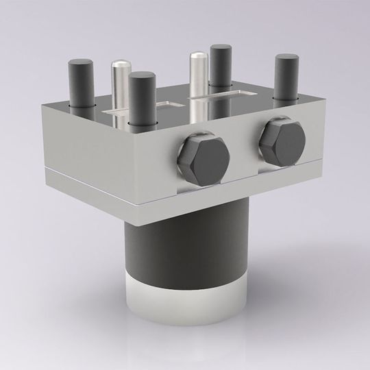 Mit Bolt Lock von Fibro können erstmals große Schnellwechsel-Schneidstempel ab Schaftdurchmesser 40 mm standardisiert gefertigt werden. Das Systemprogramm umfasst unterschiedliche Aufnahmeplatten sowie Schneidstempel für beliebige Geometrien. Mit Bolt Lock von Fibro können erstmals große Schnellwechsel-Schneidstempel ab Schaftdurchmesser 40 mm standardisiert gefertigt werden. Das Systemprogramm umfasst unterschiedliche Aufnahmeplatten sowie Schneidstempel für beliebige Geometrien.