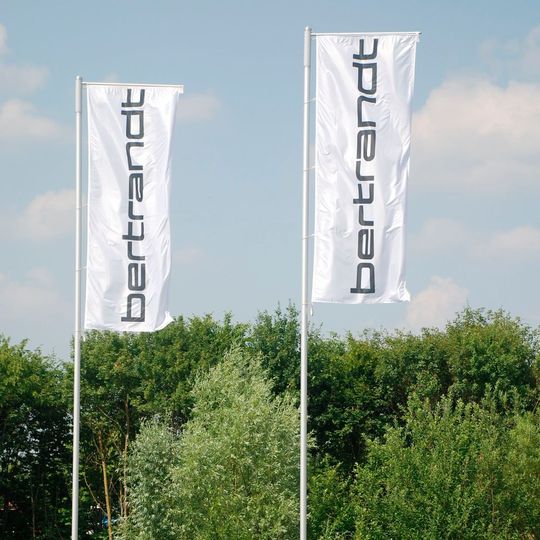 Bertrandt ist seit März 2017 Mitglied der Initiative Autosar. Gemeinsam sollen relevante Standards und Tools entwickelt werden. Bertrandt ist seit März 2017 Mitglied der Initiative Autosar. Gemeinsam sollen relevante Standards und Tools entwickelt werden.