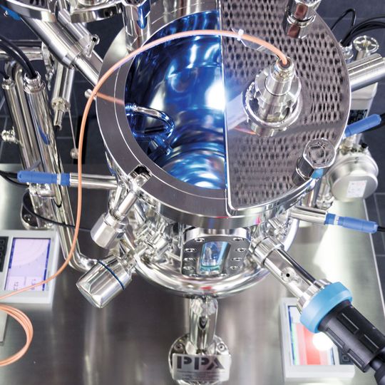 Drei neue Sensoren unterstützen sterile und hygienische Applikationen. Drei neue Sensoren unterstützen sterile und hygienische Applikationen.