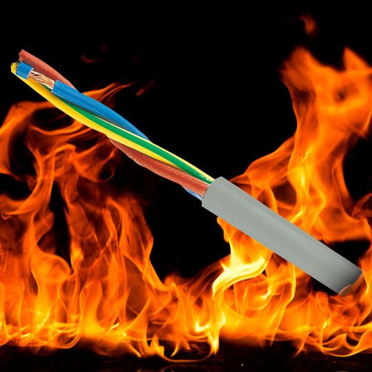 Bei installierten Kabel und Leitungen in Bussen muss sichergestellt werden, dass sich ein lokaler Brand am Mantel nicht wie an einer Zündschnur ausbreitet. Bei installierten Kabel und Leitungen in Bussen muss sichergestellt werden, dass sich ein lokaler Brand am Mantel nicht wie an einer Zündschnur ausbreitet.
