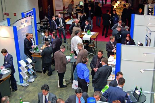 Die Ausstellungsfläche war die Networking-Zentrale der Eventreihe. Die Ausstellungsfläche war die Networking-Zentrale der Eventreihe.