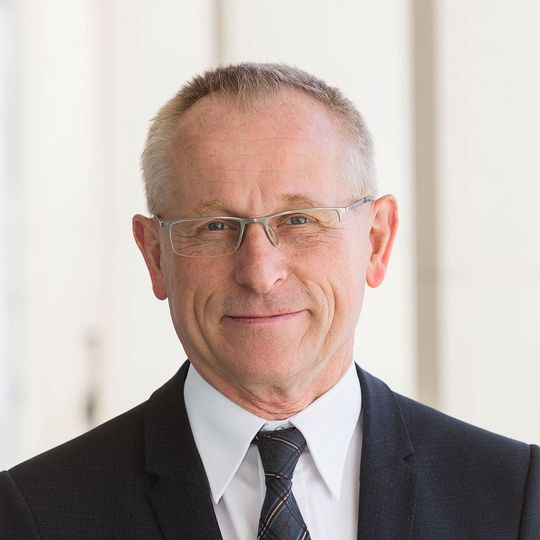 Jörg Brünig war bei Fujitsu zuletzt im europäischen „Sales Enablement“ aktiv. Jörg Brünig war bei Fujitsu zuletzt im europäischen „Sales Enablement“ aktiv.