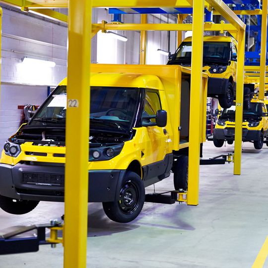 Die Deutsche Post will die Produktionskapazität für den Streetscooter bis Ende des Jahres 2017 verdoppeln. Die Deutsche Post will die Produktionskapazität für den Streetscooter bis Ende des Jahres 2017 verdoppeln.