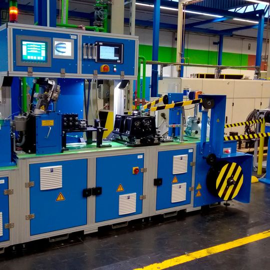 Nano-Wema-Laserschweißmaschine von Nexans. Nano-Wema-Laserschweißmaschine von Nexans.