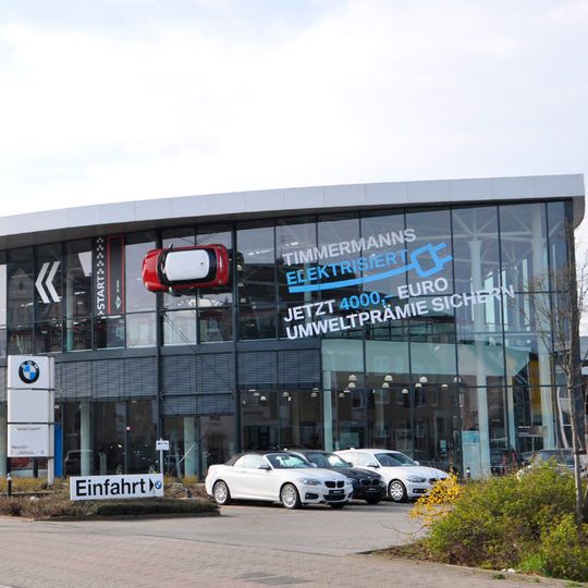 Das Autohaus Timmermanns gehört zu den Top-Betrieben beim Vertriebs Award 2017. Das Autohaus Timmermanns gehört zu den Top-Betrieben beim Vertriebs Award 2017.