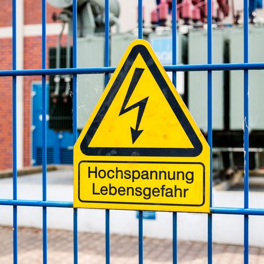 Wie kann man am besten zu viel vorhandenen Strom vernichten? Wie kann man am besten zu viel vorhandenen Strom vernichten?