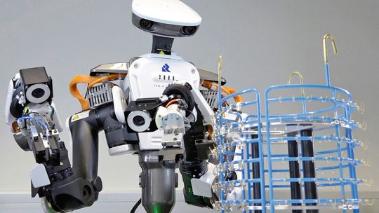 Que l’on parle de montage ou de chargement/déchargement, Nextage gère son travail comme le ferait un être humain. Que l’on parle de montage ou de chargement/déchargement, Nextage gère son travail comme le ferait un être humain.