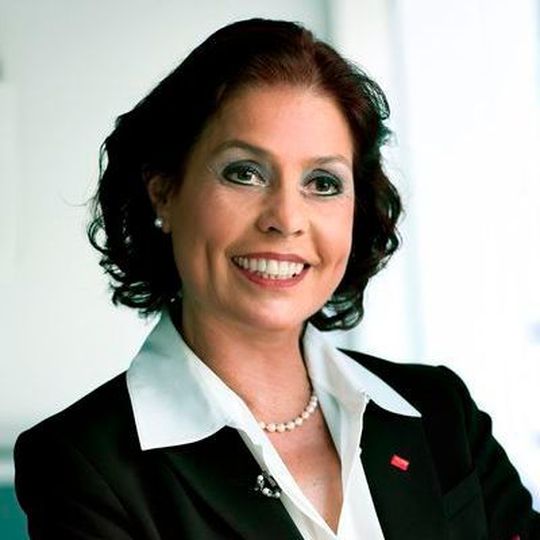 Dr. Consuela Utsch ist Geschäftsführerin der Acuroc GmbH und Expertin für Human Resource Management. Dr. Consuela Utsch ist Geschäftsführerin der Acuroc GmbH und Expertin für Human Resource Management.