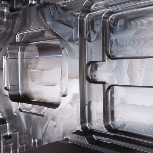 Deutsche Edelstahlwerke (DE) will present its newly developed Formadur 400 for the first time. According to DE, to achieve high surface finishing, this pre-hardened, plastic mould steel is characterised by a homogenous micro-structure with a hardness range of 365 - 410 HB. Deutsche Edelstahlwerke (DE) will present its newly developed Formadur 400 for the first time. According to DE, to achieve high surface finishing, this pre-hardened, plastic mould steel is characterised by a homogenous micro-structure with a hardness range of 365 - 410 HB.