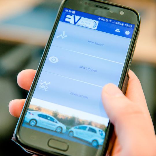 Diese App könnte die Entscheidung für den Kauf eines E-Autos leichter machen. Diese App könnte die Entscheidung für den Kauf eines E-Autos leichter machen.