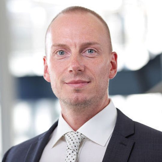 „Kein Ding ohne ING“, erklärt Prof. Dr.-Ing. Marcel Walkowiak, Sprecher des Hochschulbereichs Ingenieurwesen an der FOM