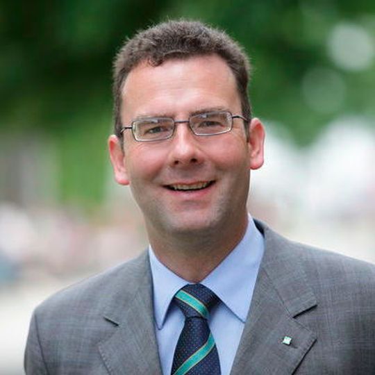 Prof. Dr. Gerald Mann, Studienleiter FOM Hochschule München, will Fachkräfte, Techniker, Meister zum berufsbegleitenden Ingenierstudium motivieren Prof. Dr. Gerald Mann, Studienleiter FOM Hochschule München, will Fachkräfte, Techniker, Meister zum berufsbegleitenden Ingenierstudium motivieren