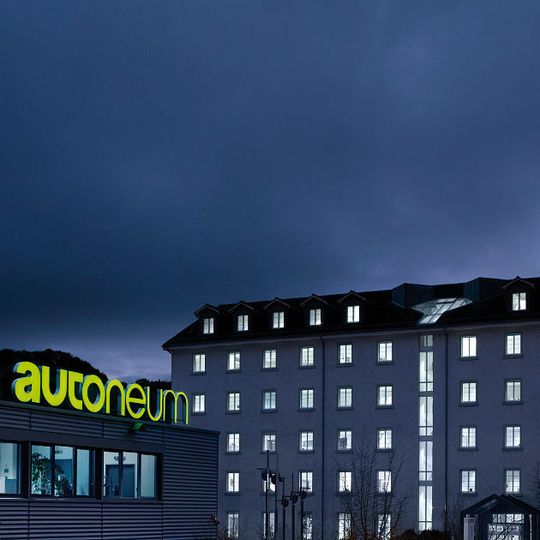 Autoneum hat eine Zentale für Forschungs- und Entwicklungsaktivitäten für den nordamerikanischen Markt in Novi, Michigan, eröffnet. Autoneum hat eine Zentale für Forschungs- und Entwicklungsaktivitäten für den nordamerikanischen Markt in Novi, Michigan, eröffnet.