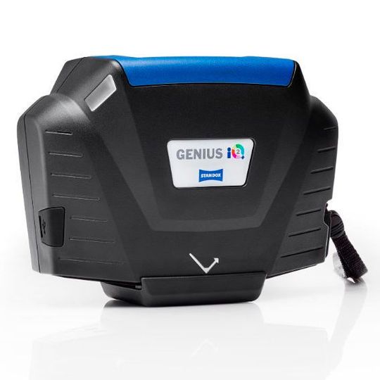 Klein, handlich und leicht das Genius iQ ist mit einer Hand bedienbar. Klein, handlich und leicht das Genius iQ ist mit einer Hand bedienbar.