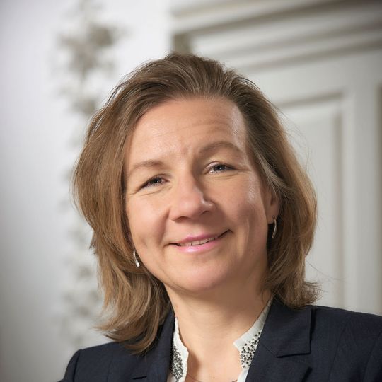 Nicola Hamann verantwortet als Geschäftsführerin bei Mack Brooks Exhibitions das gesamte deutsche Messegeschäft. Nicola Hamann verantwortet als Geschäftsführerin bei Mack Brooks Exhibitions das gesamte deutsche Messegeschäft.